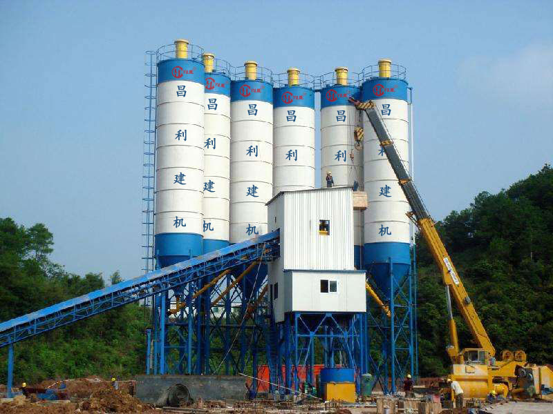 水蜜桃视频下载建機在廣東博羅施工現場